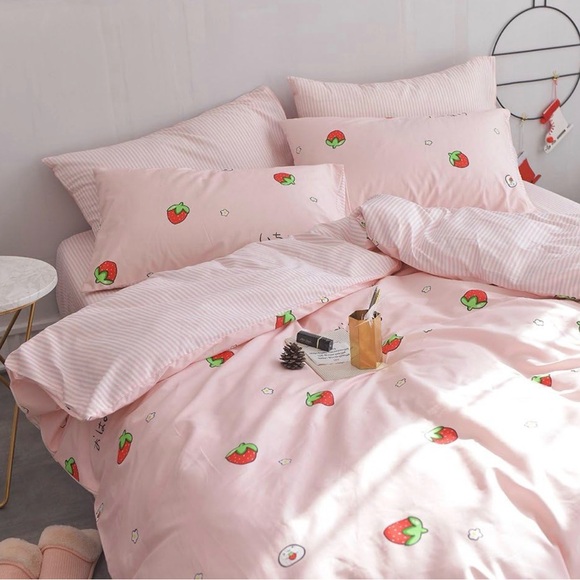 Other - NWT New Kawaii Strawberry Pink Full Queen Bedding Duvet Cover Pillow Sham Set